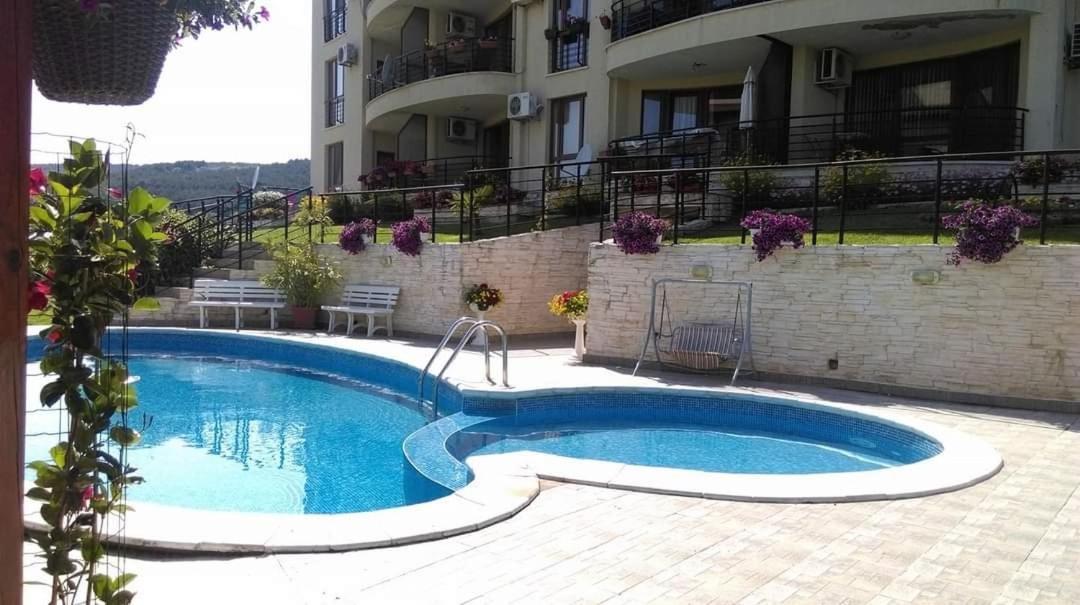 Port Natura Apartment Varna Exterior foto